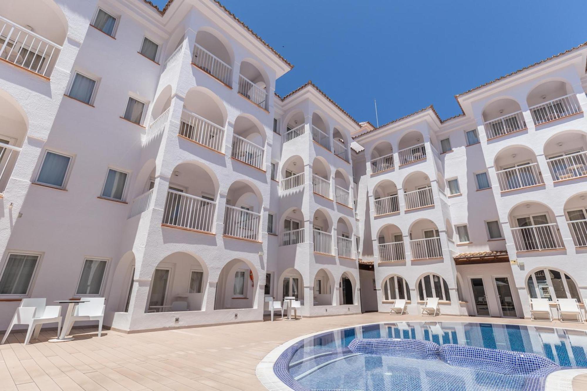Bq Cala Ratjada (Adults Only) Hotel Kültér fotó